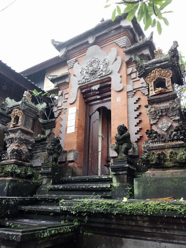 Exterior 2