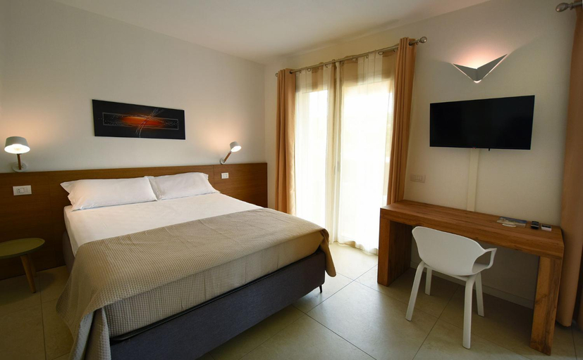 Others 5, Home Suite LE MONDE, Cagliari
