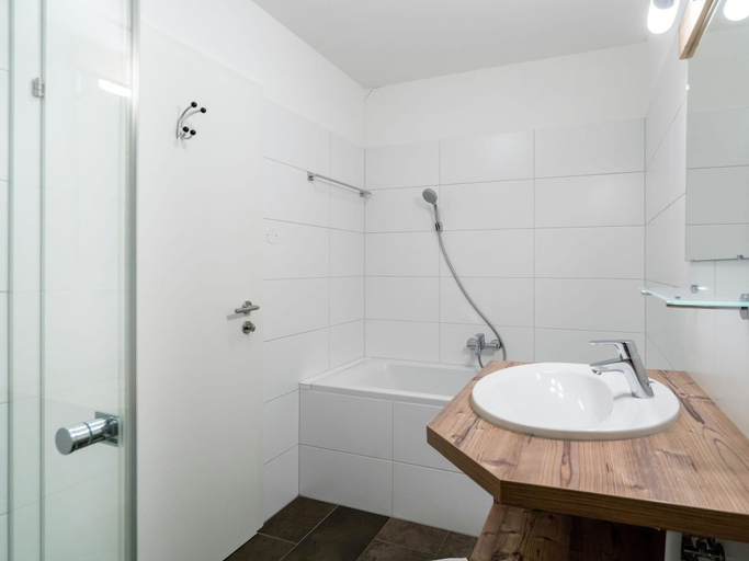 Bathroom, Apartment in Zell am See Near the ski Area, Zell am See