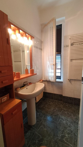 Bedroom 3, Casa di Gabry, Genova