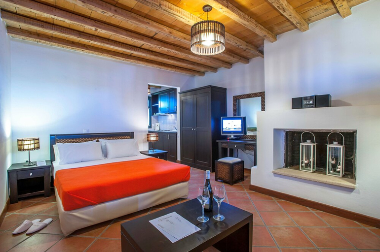 Bedroom 3, The Varos Residences Hotel, North Aegean