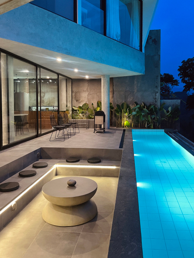 Sport & Beauty 2, Villa Morris - Artistic Touch, Float on Air, Bogor