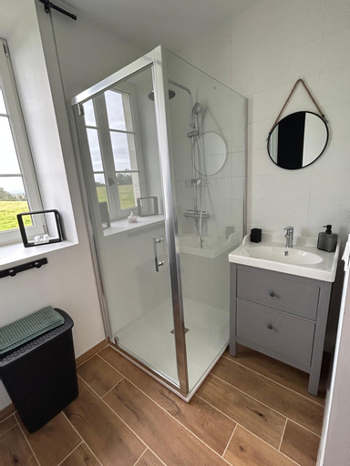 Bathroom 5