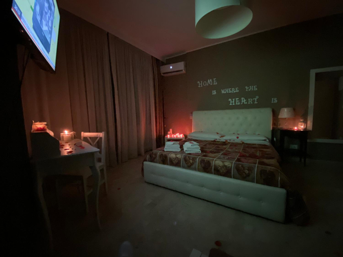 Others 5, B&B incentro, Foggia
