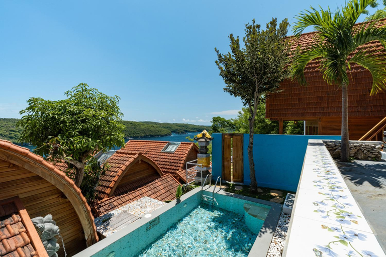 Swimming Pool 11
