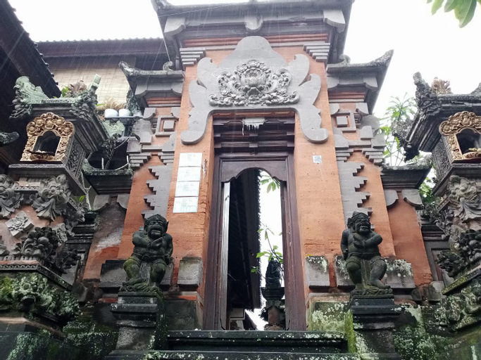 Exterior 5