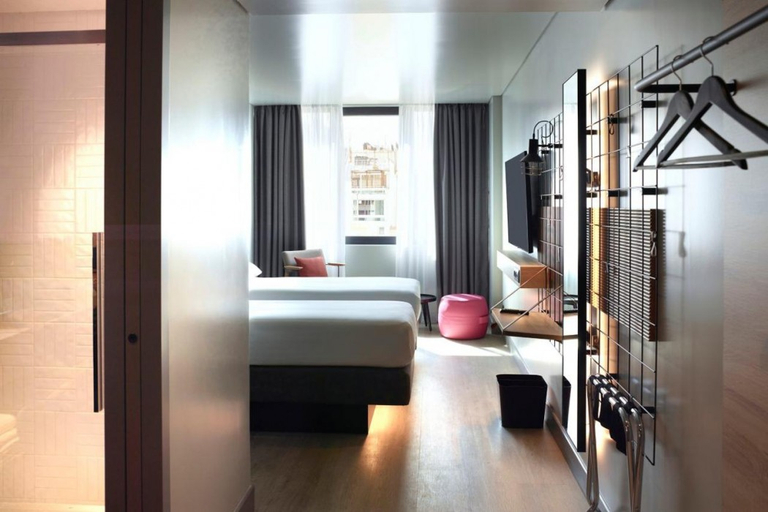 Bedroom 2, Moxy Athens City, Attica