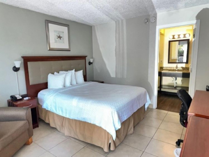 Bedroom 4, Clearwater Beach Hotel, Pinellas