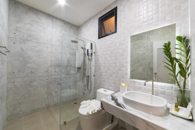 Bathroom 4, Destino Hotel Surin, Muang Surin