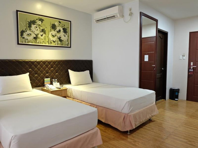 Bedroom 3, Cebu Capitol Central Hotel And Suites, Cebu City