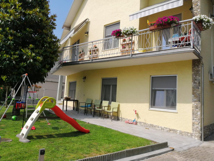 Others 5, B&B I GEMELLI, Parma