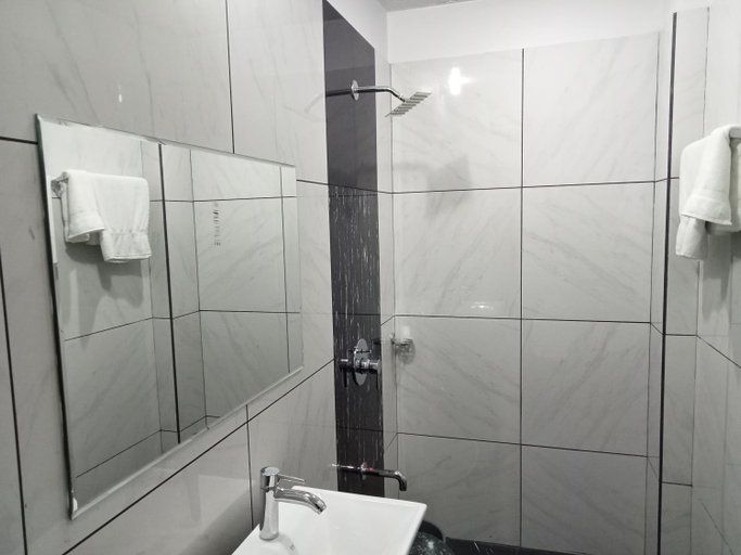 Bathroom, Divy Villa, Jaipur