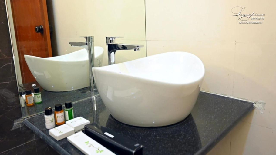 Bathroom 1, LUNAPIENA RESORT, Kanniyakumari