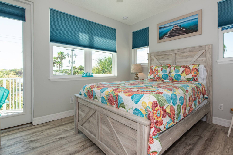 Bedroom 3, Oceans 13 Condo D, Saint Johns