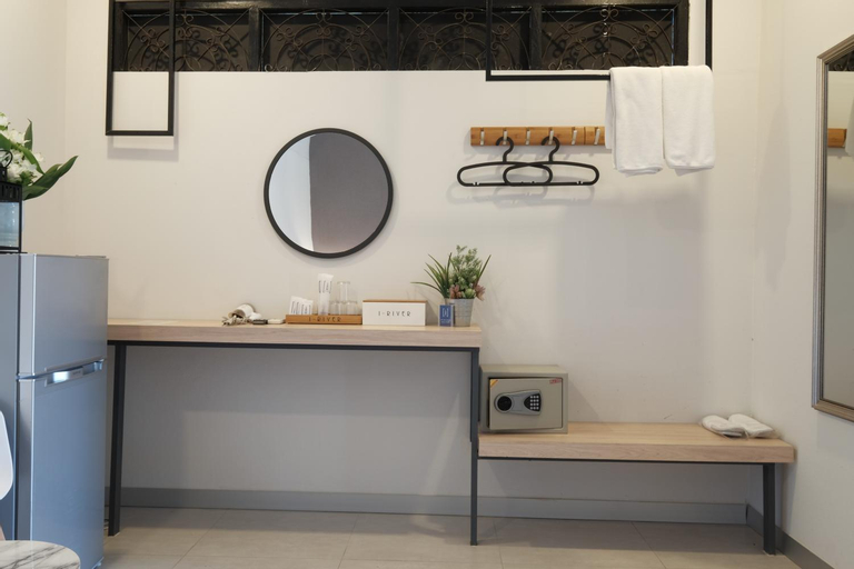 Bathroom 23