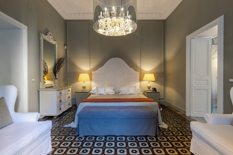 Bedroom 2, Seven Rooms Villadorata, Syracuse