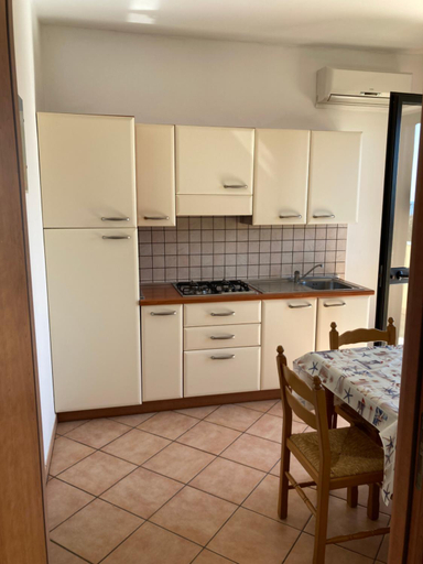 Others 3, residenceduemari, Vibo Valentia
