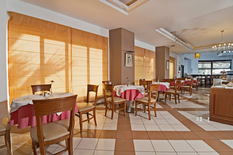 Food & Drinks 5, Delfina Boutique, Crete