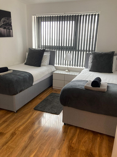 Bedroom 2, Riverview Apartments, Glasgow