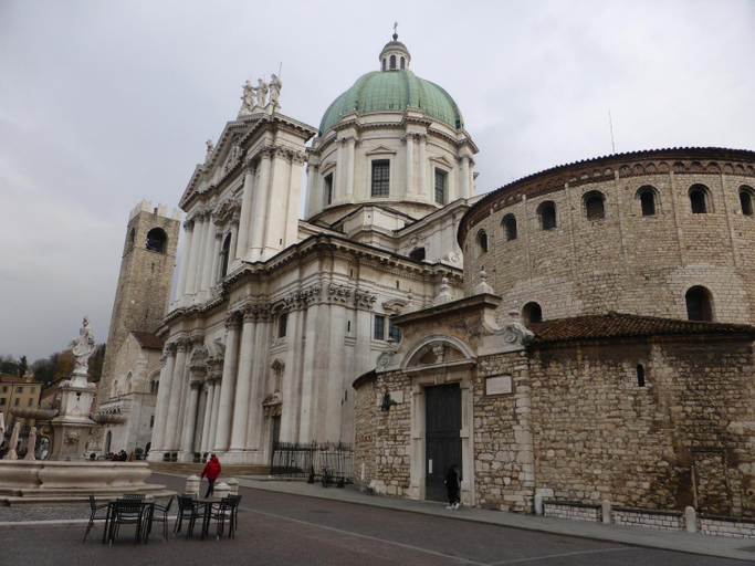 Others 5, Galleria d'Arte - Foresteria, Brescia