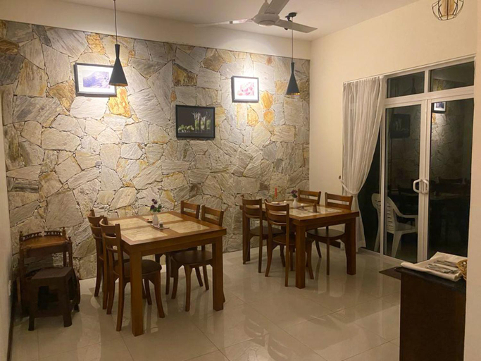 Food & Drinks 4, Amandara Hills Kandy, K.F.G. & G. Korale