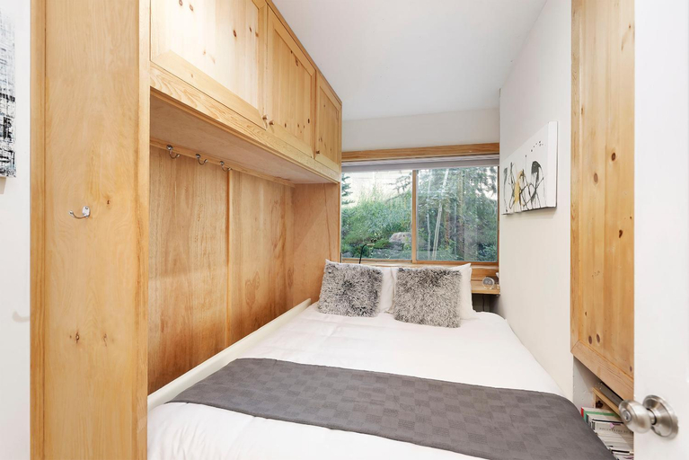 Bedroom 3, Willows Condos by Snowmass Vacations, Pitkin