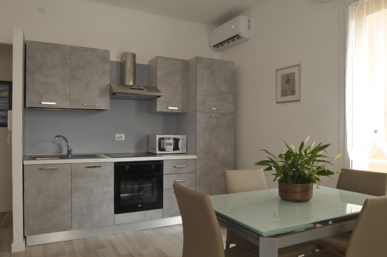 Others 4, CRISTINA HOME CENTRALISSIMO CITRA , 008055-LT-1538, Imperia
