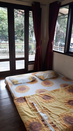 Bedroom 2, Vila Surya, Bandung