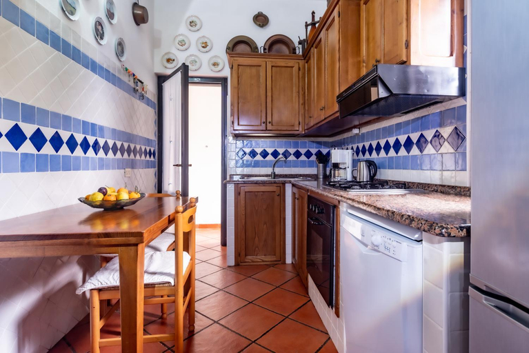 Others 4, Villa Monica, Cagliari