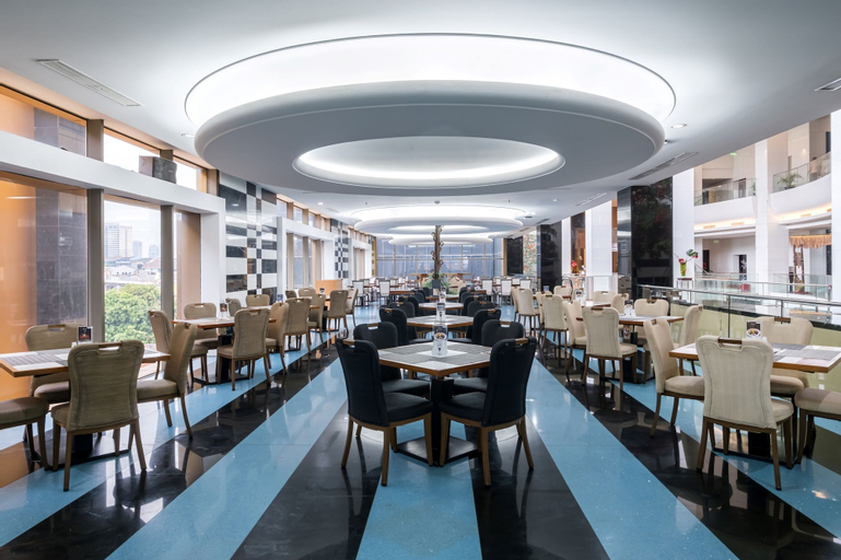 Food & Drinks 5, Merlynn Park Hotel, Central Jakarta