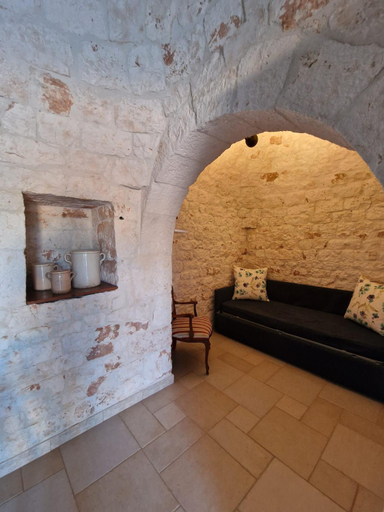 Others 3, Demetra Trulli Experience, Bari