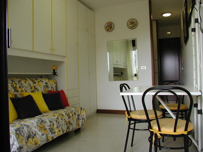 Others 3, STUDIO Solarium IMMOBILIARE FRIULI, Venezia