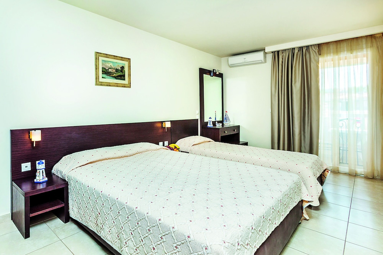Bedroom 3, Elinotel Polis Hotel, Central Macedonia