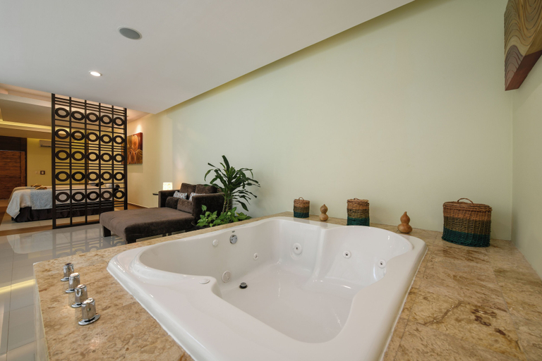 Bathroom 5, El Dorado Seaside Suites Oceanfront, All & More Inclusive - Adults Only - All inclusive, Cozumel