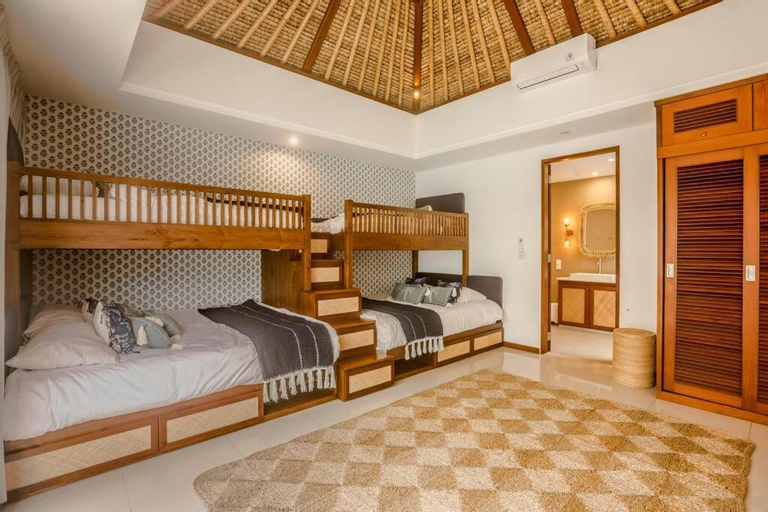 Bedroom 13