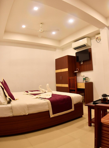Others 3, Puthens Capitol Inn, Ernakulam