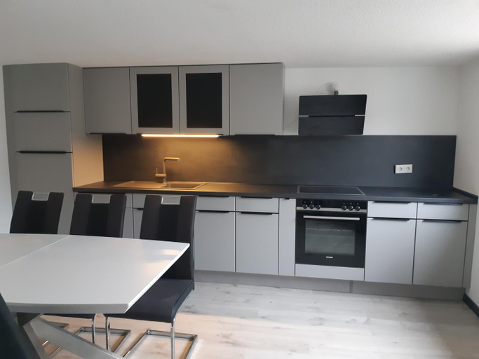 Others 5, Familyhome Lopora, Hochsauerlandkreis