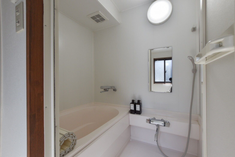 Bathroom 3, Morishita ryokan B, Sumida