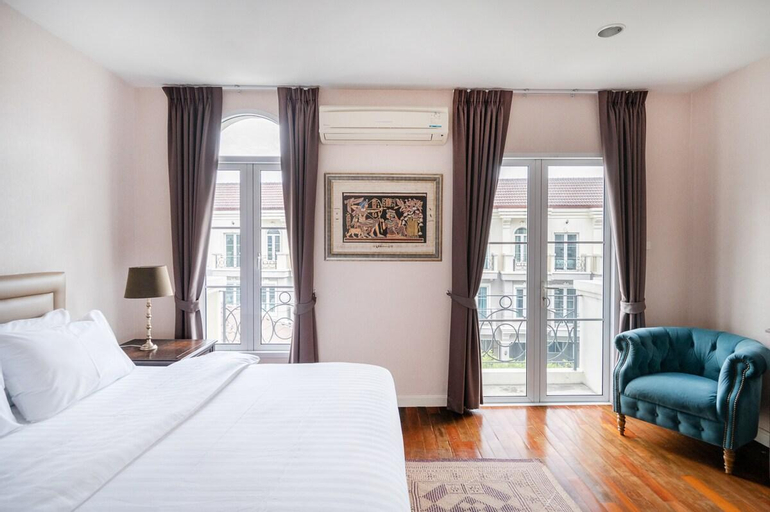 Bedroom 23