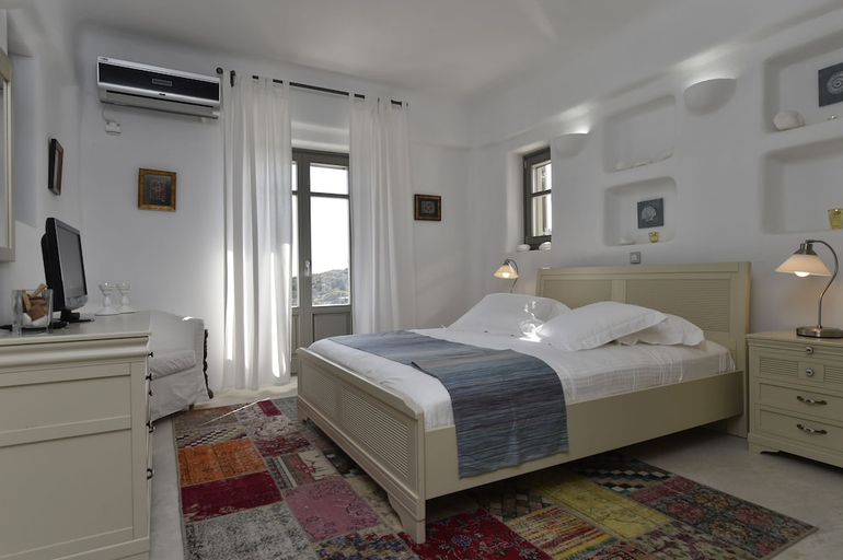 Bedroom 3, Naoussa Hills Boutique Resort- Adults Only (13+), South Aegean