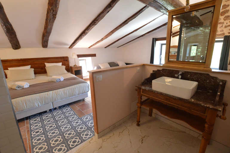 Bedroom 2, Mas des Druilles, Gard