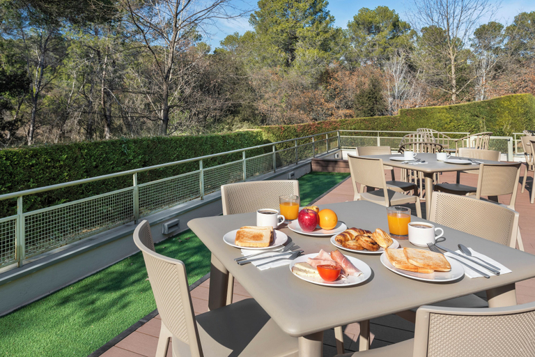 Food & Drinks 5, B&B Hotel Barcelona Sant Cugat, Barcelona