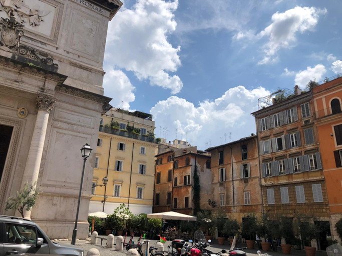 Others 4, CORONARI Suite - A love nest at Navona Square, Rome