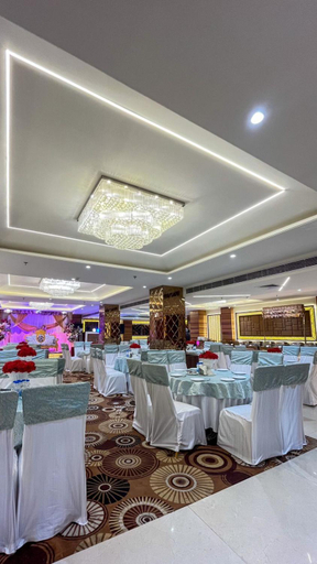 Food & Drinks 5, Hotel Classio Royale , Amritsar