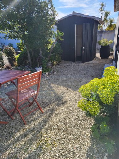 Others 5, Ma Chambre d'Amis, Charente-Maritime