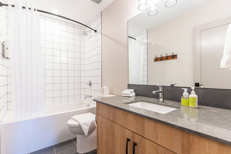 Bathroom 4, Basecamp Suites Revelstoke, Columbia-Shuswap