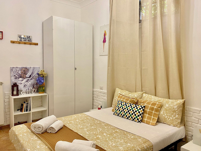 Bedroom 5, Domus Romana B & B, Rome