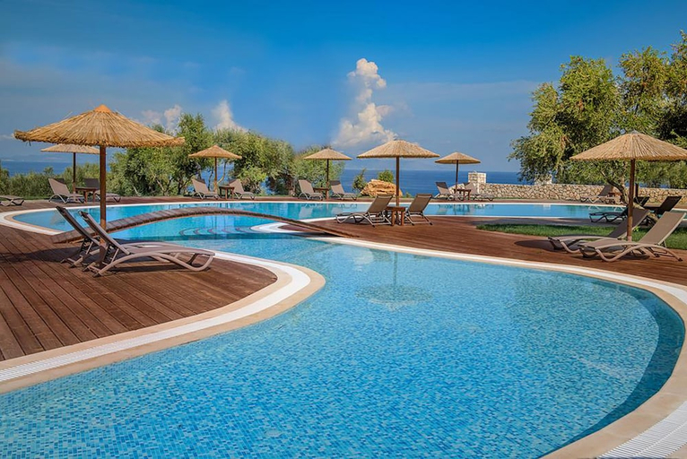 Sport & Beauty 2, Elegance Luxury Executive Suites - Adults Only, Ionian Islands