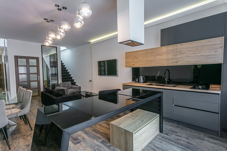 Others 5, Luxe Apartment in Center, Yerevan