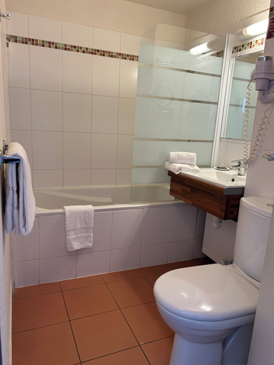 Bathroom, The Original City, Hotel Cap Maya, Palais des congrès, Hérault
